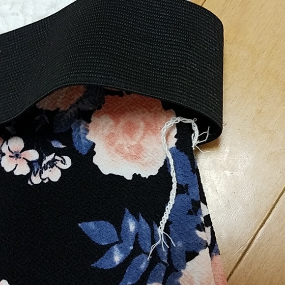 Floral Dress - Picture 4 of 7